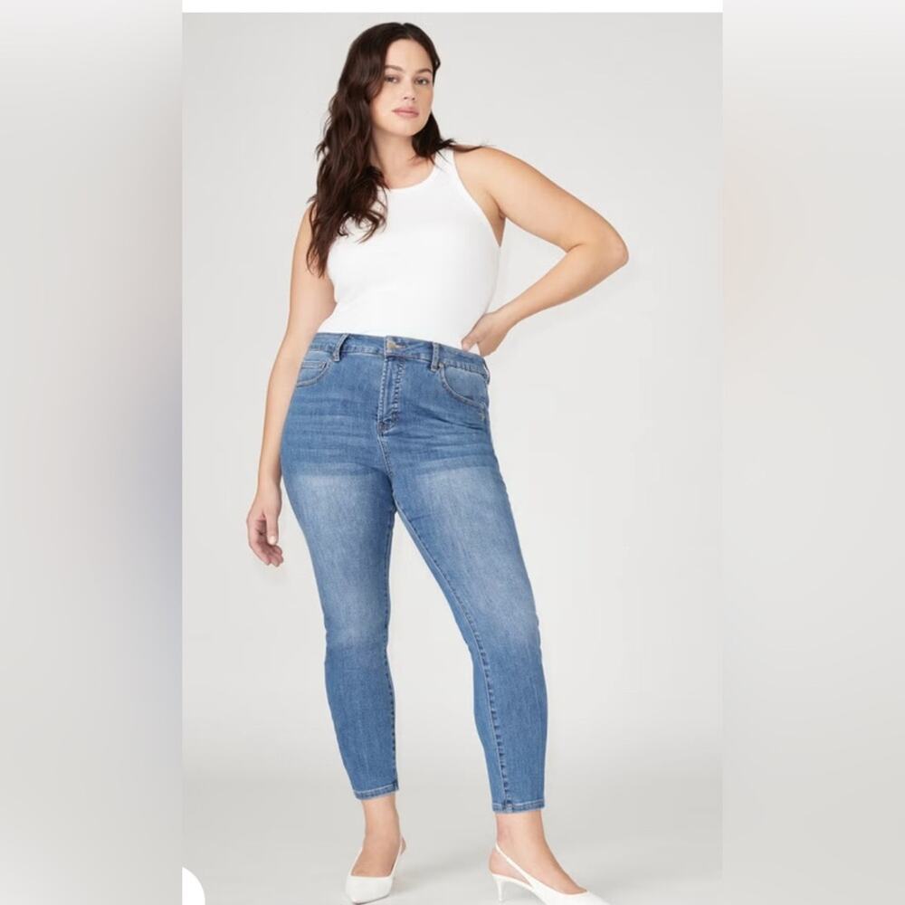 NWT ELOQUII The Morgan Super Stretch Skinny Leg Jeans